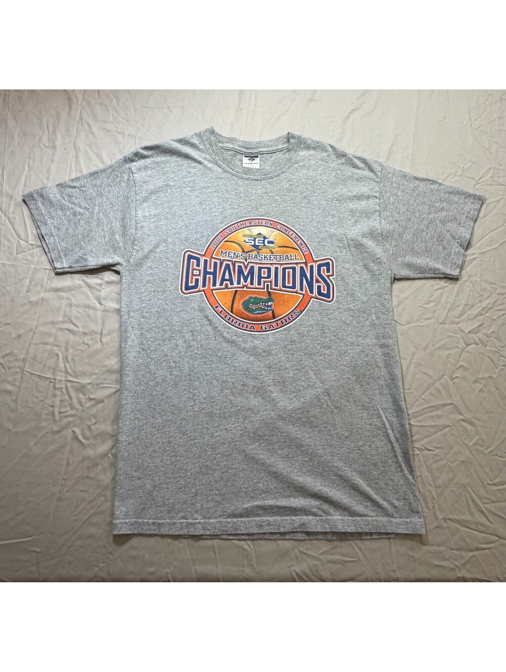 2007 Florida Gators SEC Basketball Champions T-Shirt Jerzees Gray Men’s Large